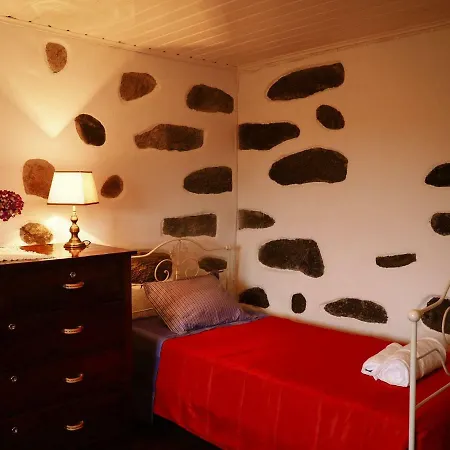 A Casa Do Zé Pensión Nordeste (Azores)
